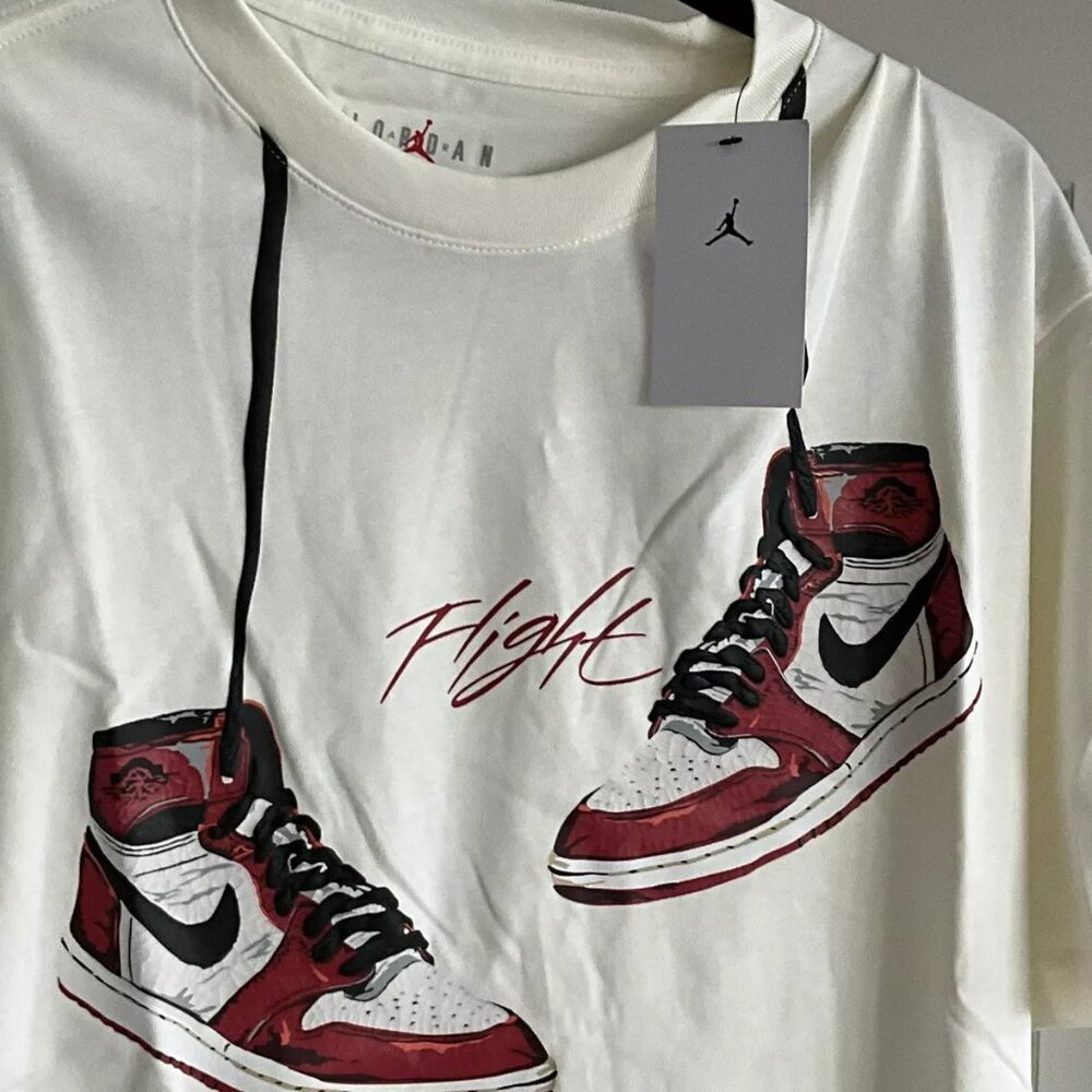 Air Jordan 1 Lost and Found T-shirt (FD0536-133) Size Large. Condition is New wi - Picture 3 of 7